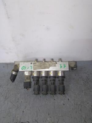 Форсунка газова c рейкою Hyundai i10 1.1 12V 2007-2013 67R010185 83733