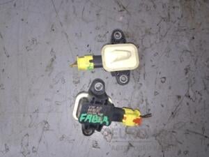 Датчик Airbag передній Skoda Fabia 2014 4H0955557 83882