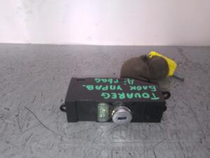 Замок відключення подушки безпеки Airbag VW Touareg 2002-2010 7L6919211 83911