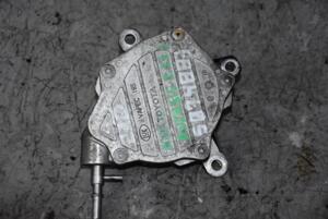 Вакуумний насос Toyota Avensis 2.2td (II) 2003-2008 293000R010 85905