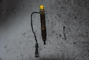 Форсунка дизельна керована (центральна) VW LT 2.5tdi (II) 1996-2006 074130203A 86277