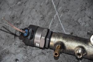 Редукційний клапан Volvo V70 2.4td D5 2001-2006 0281002712 87109