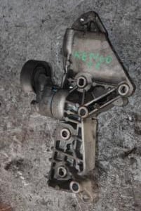 Кронштейн компрессора кондиционера Renault Kangoo 1.5dCi 1998-2008 8200072727 90662