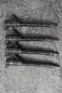 Форсунка дизель електро Kia Carens 2.0crdi 2002-2006 0445110258 90935