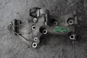 Кронштейн компрессора кондиционера Renault Kangoo 1.5dCi 1998-2008 8200072727 92094