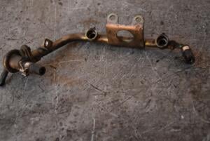 Паливна рейка права (без датчика) Subaru Forester 2.0 16V 2002-2007 17522AA740 92601