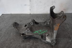 Кроштейн кріплення генератора Renault Trafic 1.9dCi 2001-2014 8200183234 93321