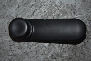 Віконна ручка Renault Sandero 2007-2013 8200673745 94565