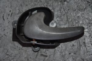 Ручка двері зовнішня передня ліва Mercedes Sprinter (901/905) 1995-2006 95162