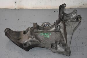Кроштейн кріплення генератора Renault Trafic 1.9dCi 2001-2014 8200183234 99654