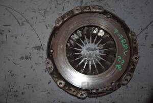 Корзина сцепления Nissan X-Trail 2.2dCi (T30) 2001-2007 30210AW400 100166