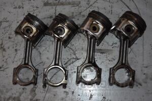 Поршень Renault Master 2.5dCi 1998-2010 100577-01