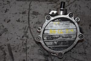 Вакуумний насос Audi A6 2.4 24V (C6) 2004-2011 06E145100D 100937