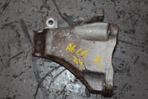 Кронштейн двигателя правый Audi A6 2.4 24V (C6) 2004-2011 4F0199308N 100940