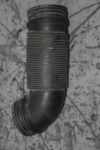 Патрубок воздушного фильтра VW Touran 1.9tdi 2003-2010 1K0129684B 101172