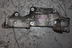 Кронштейн генератора VW Transporter 2.0 16V (T5) 2003-2015 06A903143P 102368