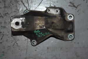 Кронштейн двигателя Audi A6 2.5tdi (C4) 1994-1997 4A0199354 103157
