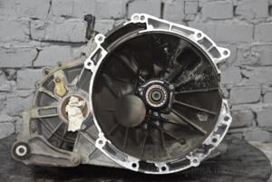 МКПП (механическая коробка переключения передач) 5-ступка Ford Focus 2.0 16V (II) 2004-2011 4M5R7002VA 103470