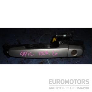 Ручка двері зовнішня передня ліва Toyota Yaris 2006-2011 30758