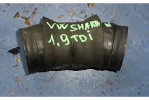 Патрубок інтеркулера VW Sharan 1.9tdi 1995-2010 7M0145834A 32263
