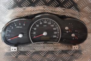 Панель приладів Kia Carnival 2.9crdi 2006-2014 940034D260 105763