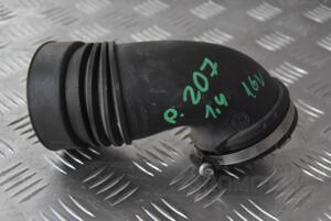 Патрубок воздушный Peugeot 207 1.4 16V 2006-2013 7563812 106582