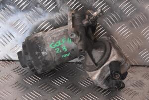 Теплообмінник (Радіатор масляний) VW Golf 2.3 10V (IV) 1997-2003 068117021B 109484-01