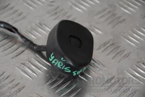Ручка крышки багажника наружная Toyota Yaris 2006-2011 6921552060 110100