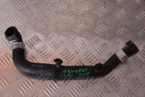 Патрубок системы охлаждения Peugeot 208 1.2 THP 2012 9678747680 108796