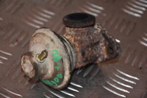 Клапан EGR механ Renault Kangoo 1.9D 1998-2008 7700103893 107388