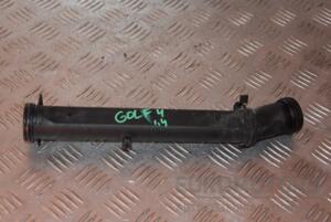 Патрубок системи охолодження VW Golf 1.4 16V (IV) 1997-2003 032121065D 114816