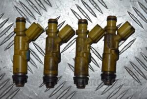 Форсунка бензинова електрична Toyota Corolla 1.8 16V (E12) 2001-2006 2325022030 114917