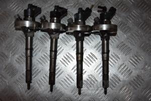 Форсунка дизель электр Renault Master 3.0dСi 1998-2010 0445110168 117427