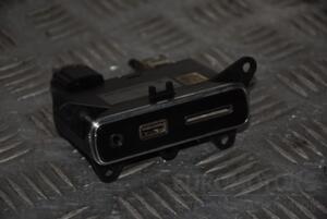 Разьем USB Jeep Grand Cherokee 2010 68258696AA 118665