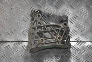 Кронштейн генератора Renault Kangoo 1.2 8V 1998-2008 7700864288 120071