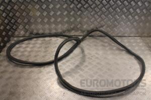 Уплотнитель передних дверей VW Touareg 2002-2010 7L0867365E 132292