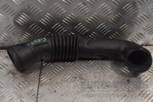 Патрубок воздуха от КВФ к дросельной заслонке Ford Fiesta 1.25 16V , 1.4 16V, 1.6 16V 2002-2008 2S619R504CD 140354
