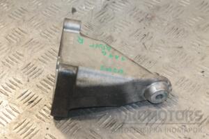 Кронштейн двигателя правый Mercedes C-class 1.8 16V (W203) 2000-2007 A2712230804 135579