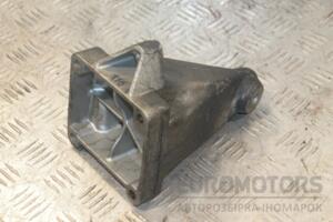 Кронштейн двигателя левый Mercedes C-class 1.8 16V (W203) 2000-2007 A2712230904 135583