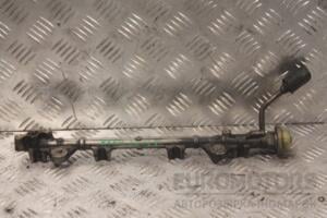 Паливна рейка бензин (без датчика) Toyota Rav 4 2.0 16V 1994-2000 136153