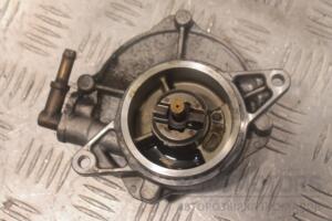 Вакуумний насос Audi A4 3.0tdi (B7) 2004-2007 059145100E 136294