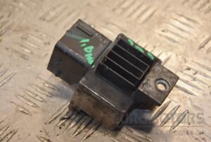 Реле свечей накала Peugeot 307 1.6hdi, 2.0hdi 2001-2008 9640469680 143760