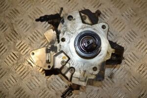 Паливний насос високого тиску (ТНВД) (дефект) Kia Carens 2.0crdi 2002-2006 0445010121 153697