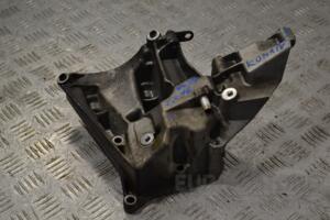 Кронштейн компресора кондиціонера Mercedes C-class 2.0 16V, 2.3 16V (W203) 2000-2007 R1112361330 155524
