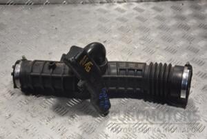 Патрубок повітряного фільтра Renault Duster 1.6 16V 2010 165788368R 166463