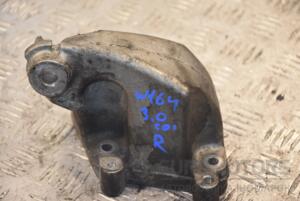 Кронштейн двигателя правый Mercedes M-Class 3.0cdi (W164) 2005-2011 A6422230304 166746