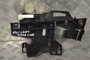 Замок двери передний правый электр Ford Fiesta 2008 C1BBA219A64DB 159959