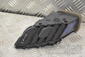 Дефлектор повітряний центральний лівий Ford Fiesta 2008 8A61A018B09AFW 181272