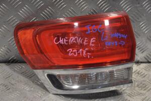 Ліхтар лівий зовнішній 13- Jeep Grand Cherokee 2010 P68110001AE 180663