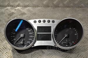 Панель приборов Mercedes M-Class 3.0cdi (W164) 2005-2011 A2515408947 173076